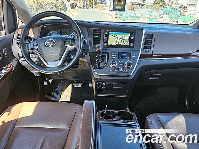 Toyota Sienna, 2017 9