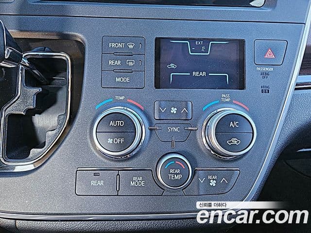 Toyota Sienna, 2017 11