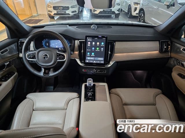 Volvo XC90 2세대 T8 Ultra Bright гибрид, 2025 7