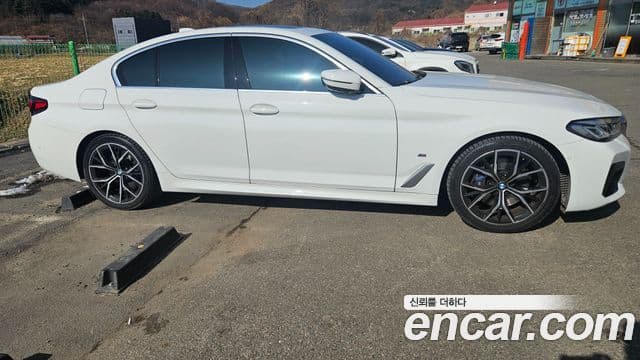 BMW 5시리즈 (G30) 530i M Sport, 2022 все фото