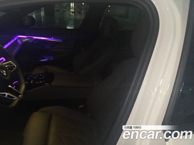 BMW 5시리즈 (G60) 520i M Sport, 2025 6