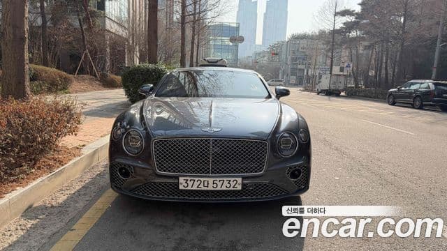 Bentley Continental GT 3세대 4.0 GT Azure, 2023 3