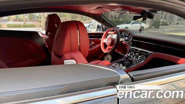 Bentley Continental GT 3세대 4.0 GT Azure, 2023 11