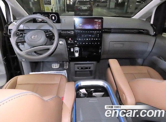 Hyundai Staria Inspiration, 2025 10