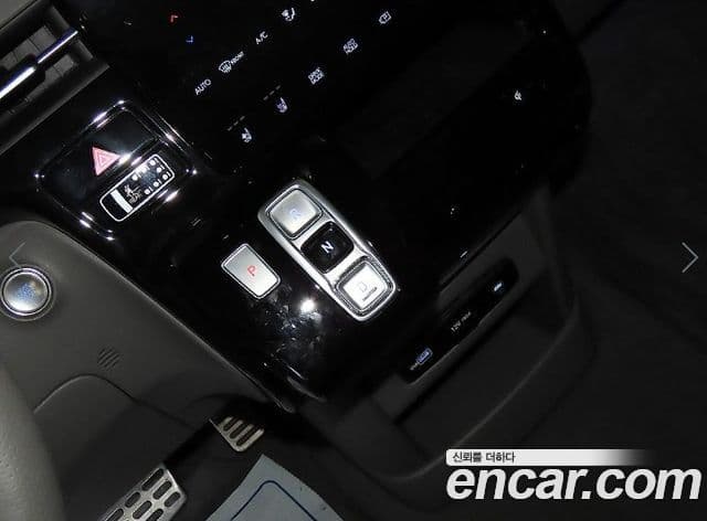 Hyundai Staria Inspiration, 2025 12