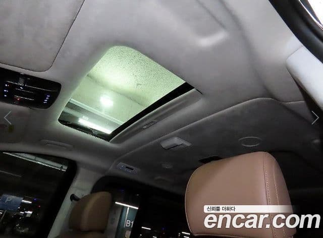 Hyundai Staria Inspiration, 2025 14