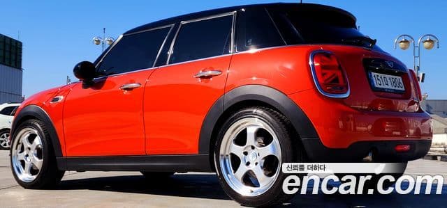 Mini Cooper 3세대, 2019 2