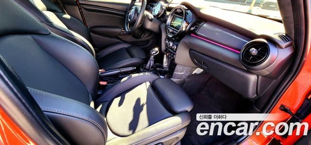 Mini Cooper 3세대, 2019 10