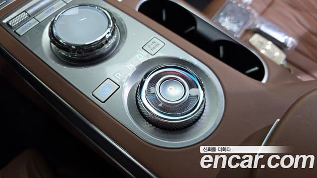 Genesis GV70, 2022 9