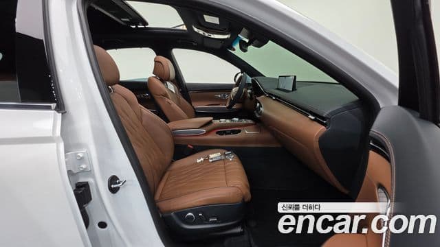 Genesis GV70, 2022 10
