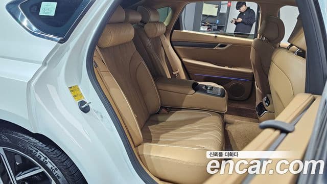 Genesis G80 (RG3) бензин 2.5 турбо AWD, 2025 12
