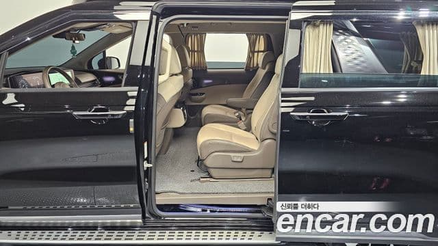 Kia Carnival 4세대 Signature, 2023 11