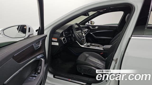 Audi A6 (C8) Premium, 2023 10