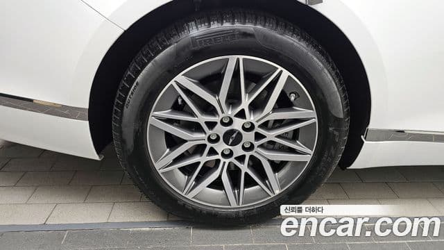 Genesis G80 (RG3) бензин 2.5 турбо AWD, 2025 все фото