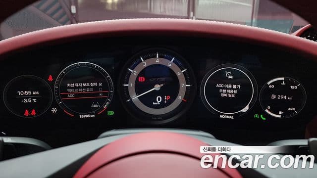 Porsche 911 (992) Carrera 4 GTS кабриолет, 2024 8