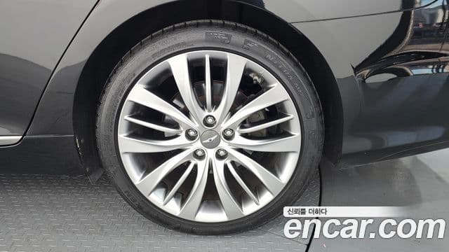 Genesis G80 Premium Luxury, 2017 все фото