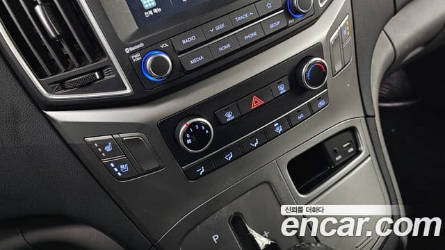 Hyundai The / новый New Grand Starex Modern, 2021 17