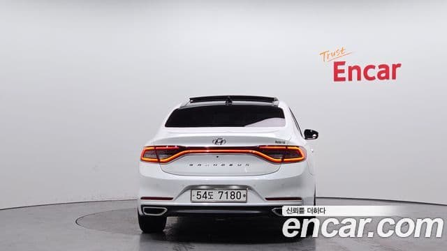 Hyundai Grandeur IG гибрид Exclusive, 2018 4