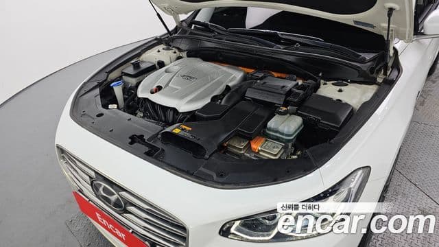 Hyundai Grandeur IG гибрид Exclusive, 2018 6