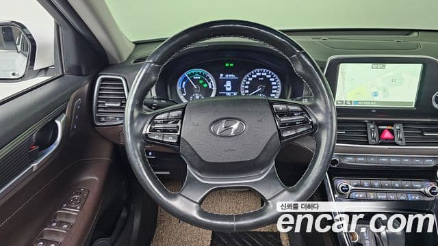 Hyundai Grandeur IG гибрид Exclusive, 2018 13