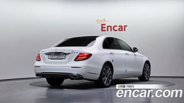 Mercedes-Benz E-класс W213 Exclusive, 2019 2