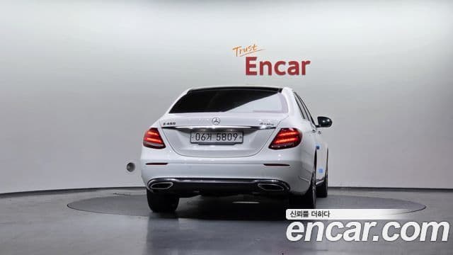 Mercedes-Benz E-класс W213 Exclusive, 2019 4