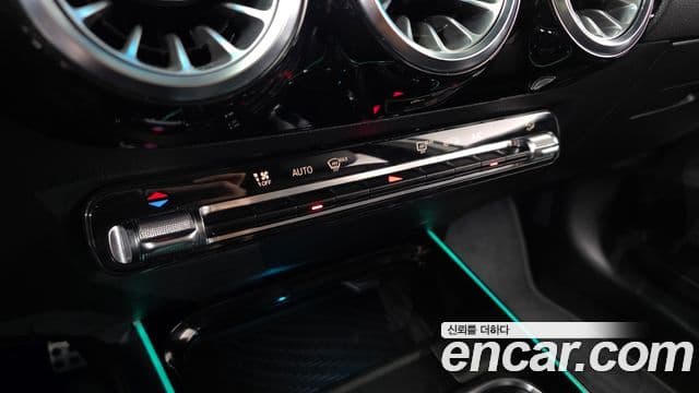 Mercedes-Benz GLA-класс H247 GLA250 4MATIC, 2020 18