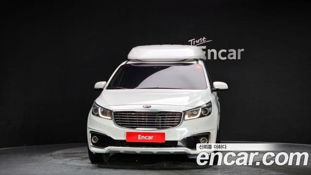 Kia All New Carnival Noblesse, 2018 3