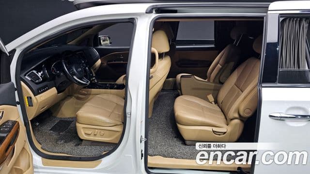 Kia All New Carnival Noblesse, 2018 10