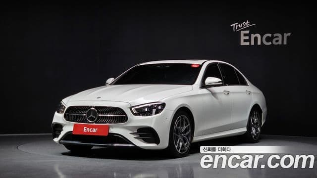 Mercedes-Benz E-класс W213 AMG Line, 2023 1