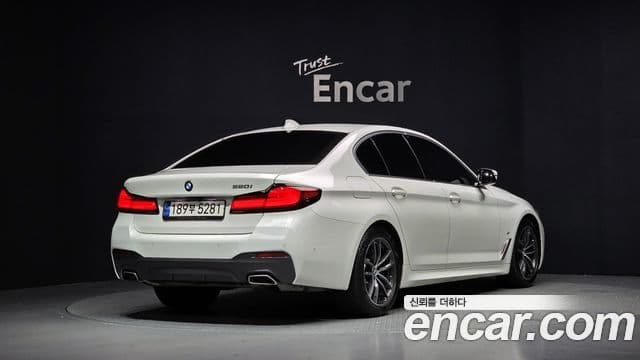 BMW 5시리즈 (G30) 520i M Sport, 2023 2