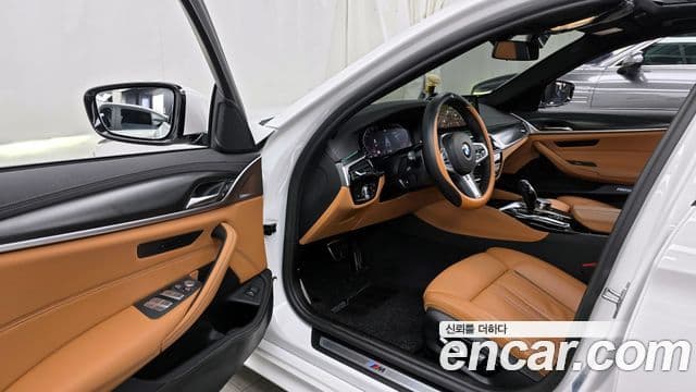 BMW 5시리즈 (G30) 520i M Sport, 2023 10