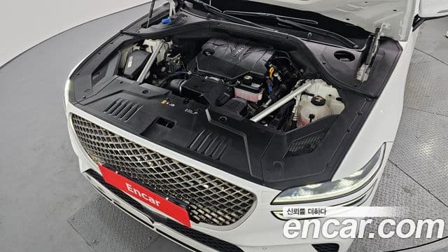 Genesis GV70, 2021 6