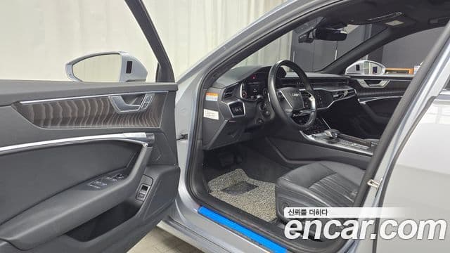 Audi A6 (C8) Premium, 2023 10