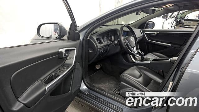 Volvo S60 2세대, 2016 10