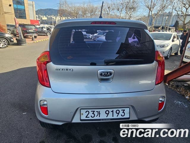 Kia All New Morning Luxury, 2012 4