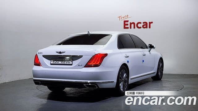 Genesis EQ900 Luxury, 2017 2