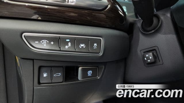 Genesis EQ900 Luxury, 2017 13