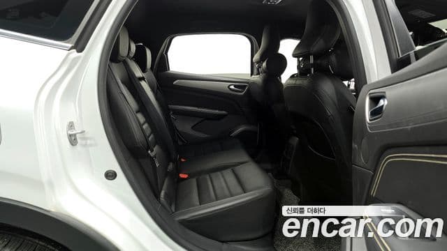 Renault Korea(Samsung) Arkana 1.6 E-TECH iconic, 2025 12