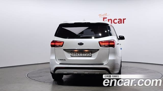Kia All New Carnival Prestige, 2017 4