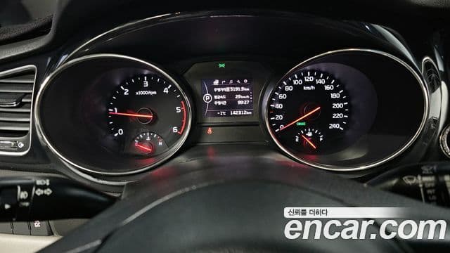 Kia All New Carnival Prestige, 2017 8