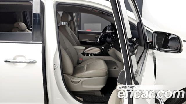 Kia All New Carnival Prestige, 2017 11