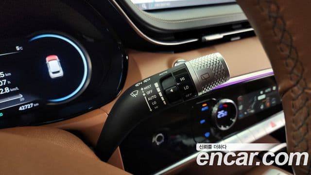 Genesis GV70, 2023 18