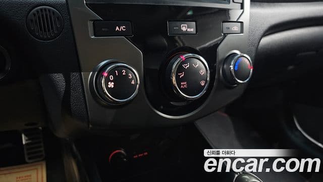 Kia Forte купе Prestige, 2013 19