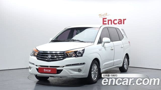 KG모빌리티(SsangYong) Korando 투리스모 2WD LT 9인승, 2014 1