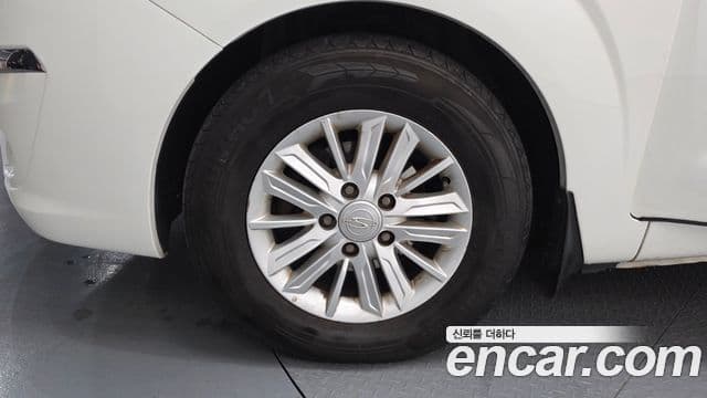 KG모빌리티(SsangYong) Korando 투리스모 2WD LT 9인승, 2014 все фото