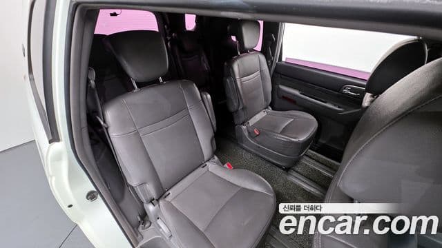 KG모빌리티(SsangYong) Korando 투리스모 2WD LT 9인승, 2014 12