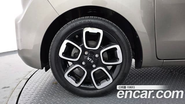 Kia The / новый New Ray Luxury, 2019 все фото