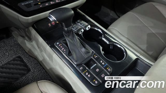 Kia The / новый New Carnival Noblesse, 2019 9