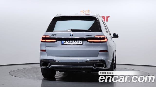 BMW X7 (G07) xDrive 40i M Sport 6인승, 2024 4